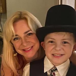 Meet your Posher, Melaney